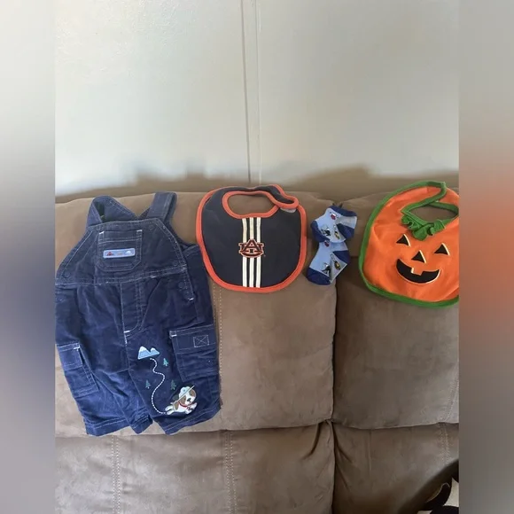 NB items - Picture 1 of 5